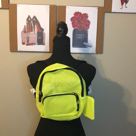 Beach Mini Mesh Backpack - Picture 1 of 5